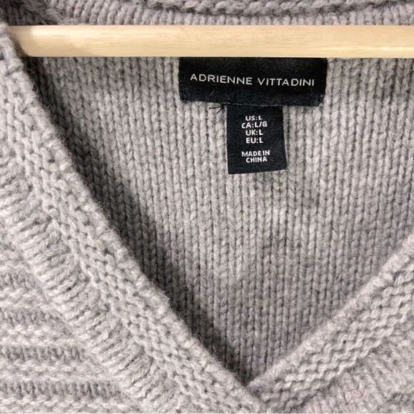 Adrienne Vittadini sweater - Picture 3 of 7
